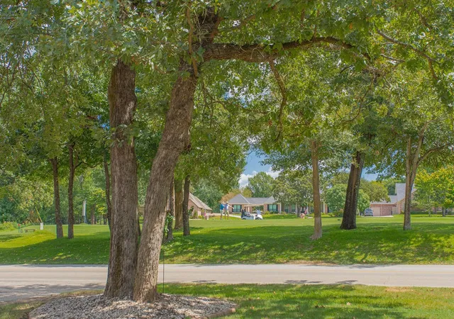 Photo 2 of Single family home for sale at 224 Hideaway Ln E, Lindale, TX 75771 | MLS# 21382158 | Listing updated on 2026-09-10