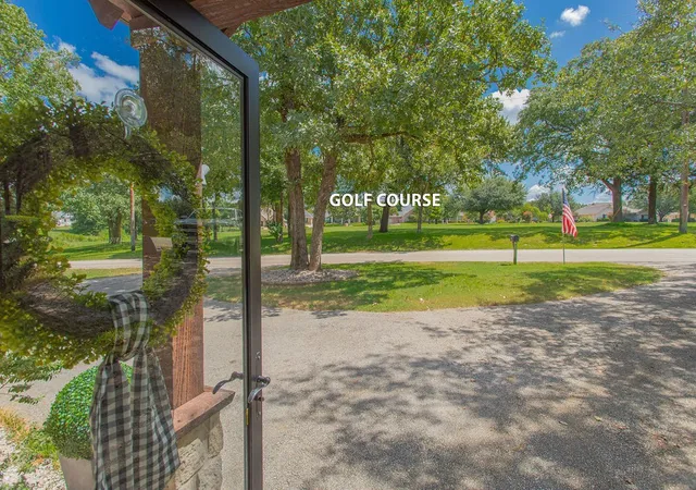 Photo 3 of Single family home for sale at 224 Hideaway Ln E, Lindale, TX 75771 | MLS# 21382158 | Listing updated on 2026-09-10