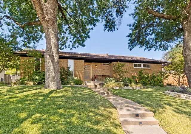 Photo 1 of Single family home for sale at 5915 Canterview Dr, Dallas, TX 75228 | MLS# 21382146 | Listing updated on 2026-09-20
