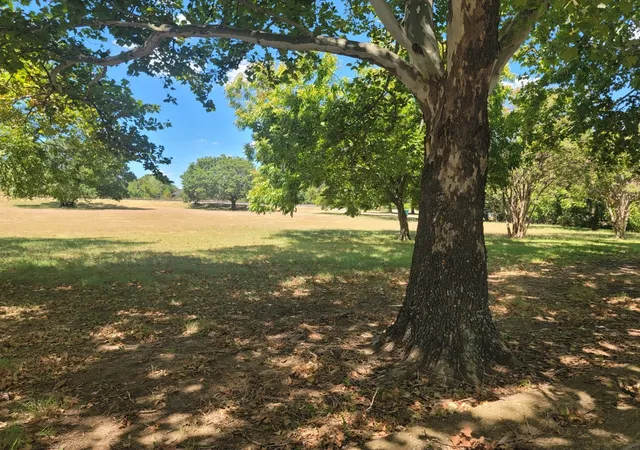 Photo 4 of Land for sale at 125 E Pleasant Run Rd, Cedar Hill, TX 75104 | MLS# 21382165 | Listing updated on 2026-09-10