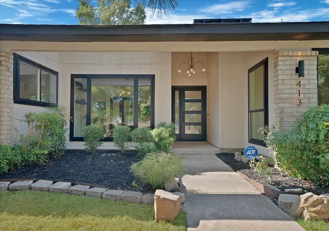 Photo 2 of Single family home for sale at 413 Campbell Ct, Richardson, TX 75080 | MLS# 21381588 | Listing updated on 2026-09-12