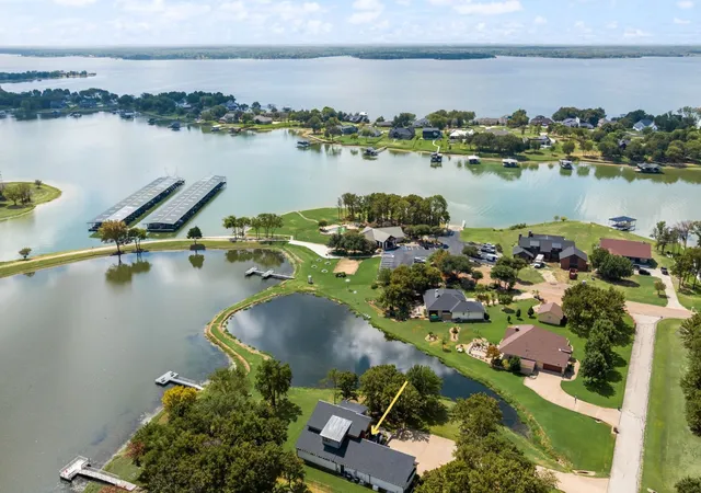 Photo 40 of Single family home for sale at 708 Clear Water Ct, Corsicana, TX 75109 | MLS# 21376546 | Listing updated on 2026-09-10