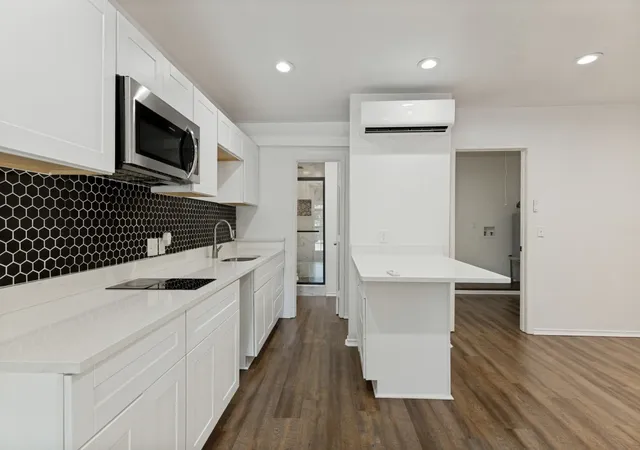 Photo 4 of Single family home for sale at 6924 Richardson Dr, Watauga, TX 76148 | MLS# 21382055 | Listing updated on 2026-09-26