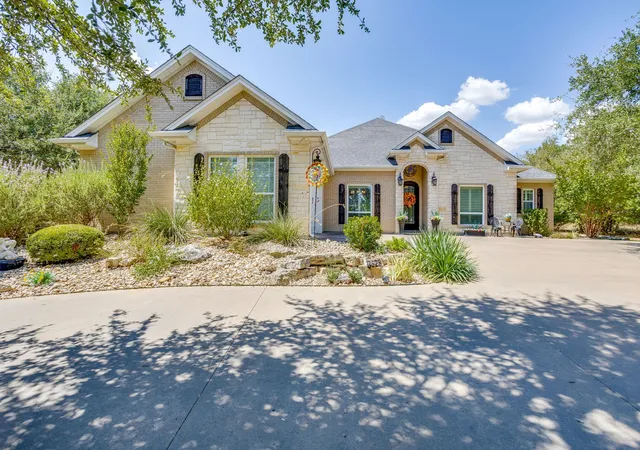 Photo 1 of Single family home for sale at 8528 Summerhill Ln, Cleburne, TX 76033 | MLS# 21382070 | Listing updated on 2026-09-11