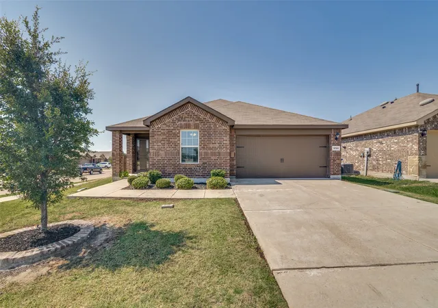 Photo 1 of Single family home for sale at 4725 Salers Way, Forney, TX 75126 | MLS# 21382245 | Listing updated on 2026-09-10