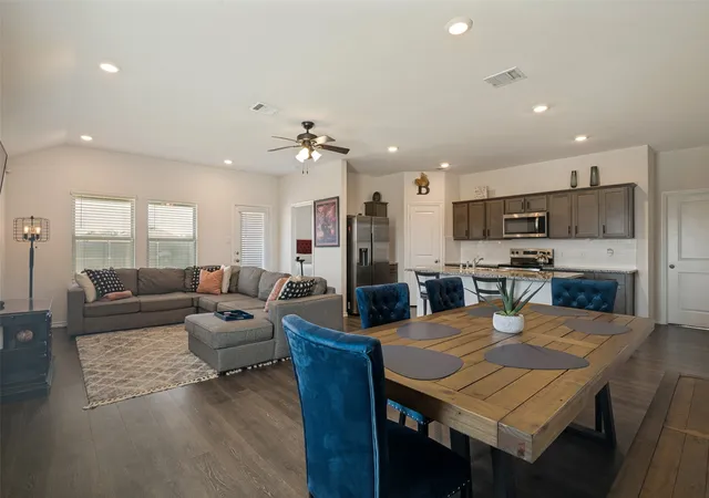 Photo 3 of Single family home for sale at 4725 Salers Way, Forney, TX 75126 | MLS# 21382245 | Listing updated on 2026-09-10