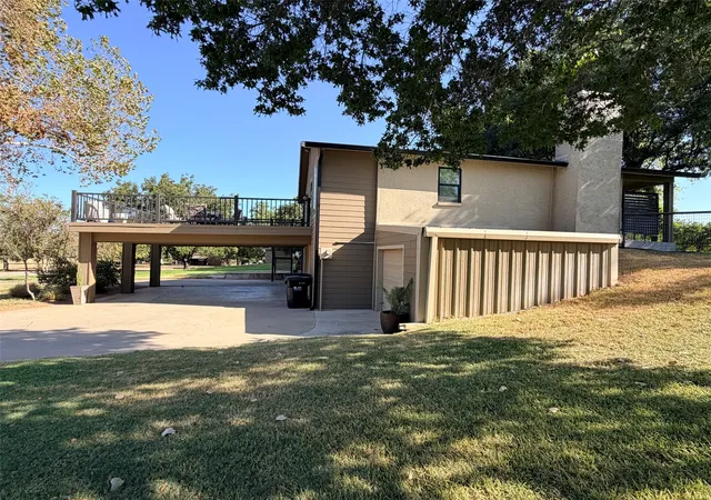 Photo 3 of Sale Pending at 160 Hogan Dr, Comanche, TX 76442 | MLS# 21382061 | Listing updated on 2026-10-06