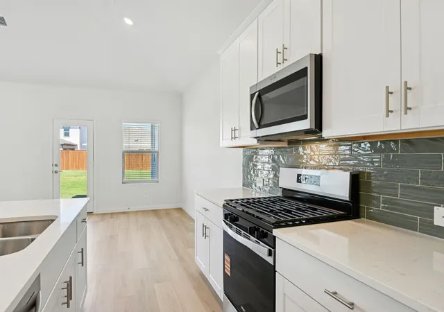 Photo 4 of Single family home for sale at 2106 Longchamp Ln, Seagoville, TX 75159 | MLS# 21381535 | Listing updated on 2026-09-10