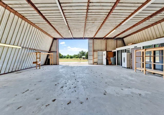 Photo 3 of House for sale at 974 County Rd 2310, Sulphur Springs, TX 75482 | MLS# 21380298 | Listing updated on 2026-09-10