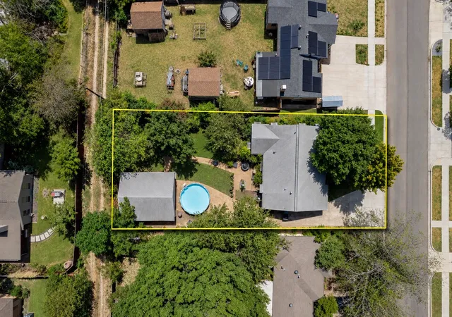 Photo 3 of Single family home for sale at 9432 Lenel, Dallas, TX 75220 | MLS# 21381834 | Listing updated on 2026-09-10