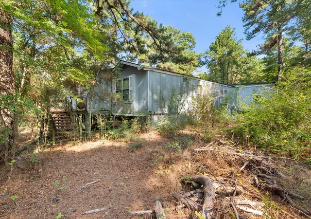 Photo 3 of Manufactured home for sale at 6723 County Rd 4837, Larue, TX 75770 | MLS# 21382254 | Listing updated on 2026-09-10