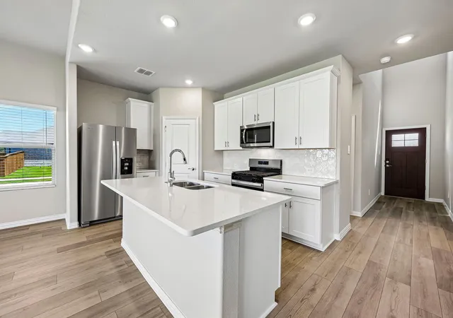 Photo 4 of Single family home for sale at 2101 Longchamp Ln, Seagoville, TX 75159 | MLS# 21381513 | Listing updated on 2026-09-10