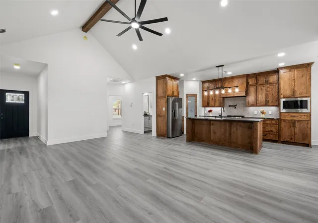 Photo 3 of Single family home for sale at 302 Johnson St, Mc Gregor, TX 76657 | MLS# 21381928 | Listing updated on 2026-09-12