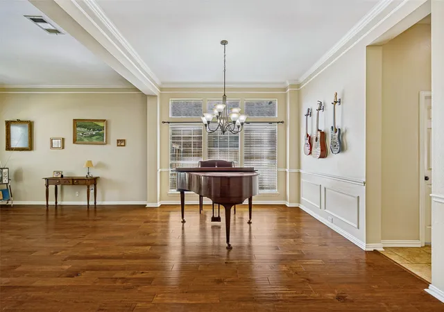 Photo 3 of Single family home for sale at 821 Shorewood Dr, Coppell, TX 75019 | MLS# 21381822 | Listing updated on 2026-09-20