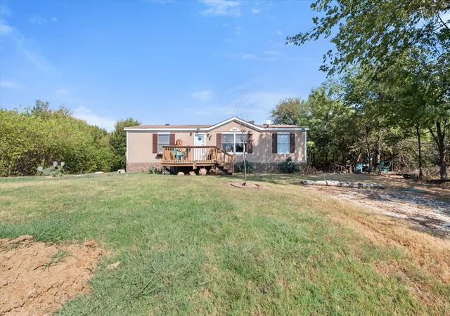 Photo 2 of Manufactured home for sale at 309 SE County Rd 3048a, Corsicana, TX 75109 | MLS# 21381261 | Listing updated on 2026-09-10
