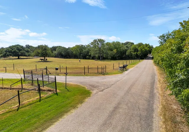 Photo 4 of Land for sale at 131 Private Rd 3662, China Spring, TX 76633 | MLS# 21382436 | Listing updated on 2026-09-11