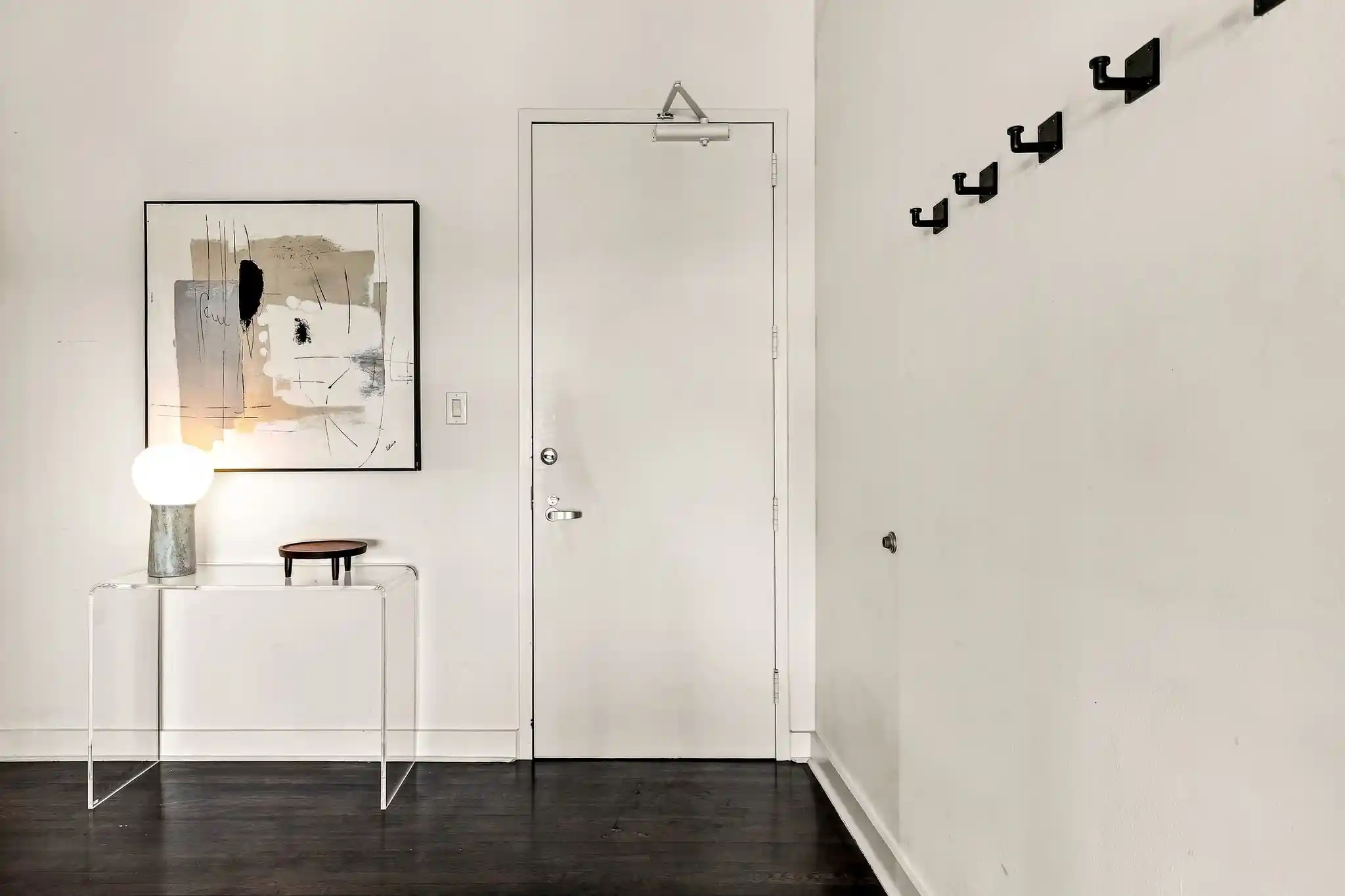 Listing Photo 2 - Condo for sale in 2220 Canton St located at 2220 Canton St, Dallas, TX 75201 - Unit #409