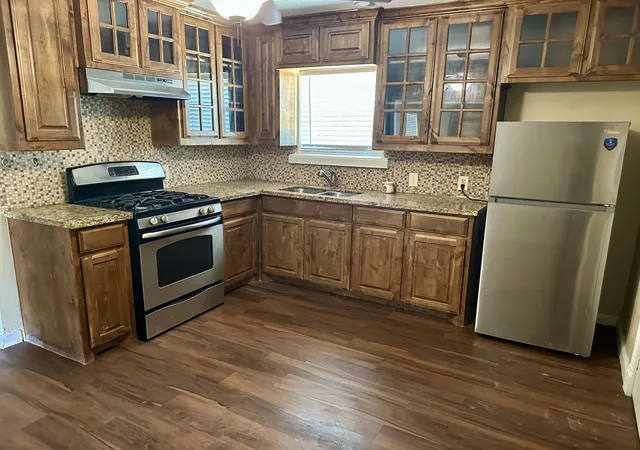 Photo 4 of Single family home for sale at 4236 Comanche St, Fort Worth, TX 76119 | MLS# 21382356 | Listing updated on 2026-09-10