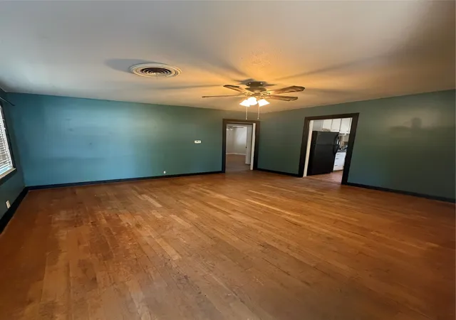 Photo 2 of Single family home for sale at 137 Bowie St, Mc Gregor, TX 76657 | MLS# 21381696 | Listing updated on 2026-09-11