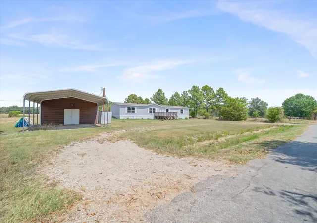 Photo 3 of Manufactured home for sale at 280 Vz Cr 1130, Fruitvale, TX 75127 | MLS# 21378068 | Listing updated on 2026-09-22