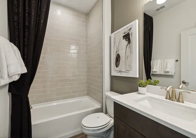 Photo 4 of Single family home for sale at 1412 Hayworth Ct, Celina, TX 75009 | MLS# 21382418 | Listing updated on 2026-10-27