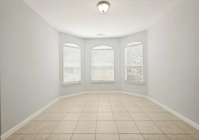 Photo 3 of Single family home for sale at 2132 Mulberry Dr, Anna, TX 75409 | MLS# 21382162 | Listing updated on 2026-09-10