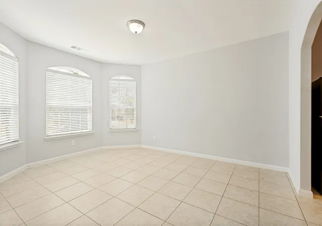 Photo 3 of Single family home for sale at 2132 Mulberry Dr, Anna, TX 75409 | MLS# 21382162 | Listing updated on 2026-09-10