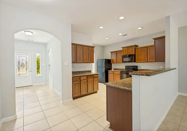 Photo 4 of Single family home for sale at 2132 Mulberry Dr, Anna, TX 75409 | MLS# 21382162 | Listing updated on 2026-09-10