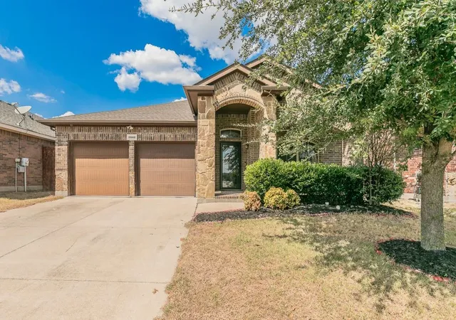 Photo 2 of Single family home for sale at 2840 Candace Dr, Grand Prairie, TX 75051 | MLS# 21382430 | Listing updated on 2026-09-11