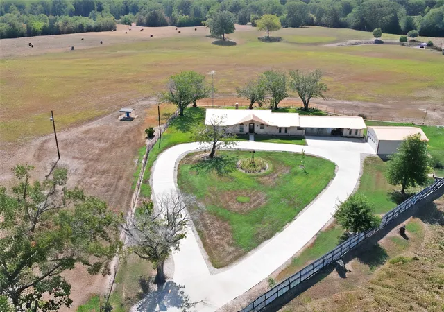 Photo 2 of Single family home for sale at 6105 W Fm 515, Yantis, TX 75497 | MLS# 21381809 | Listing updated on 2026-09-10
