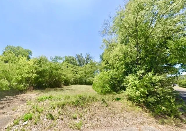Photo 1 of Sale Pending at 421 Harvard St, Longview, TX 75601 | MLS# 21382457 | Listing updated on 2026-09-18