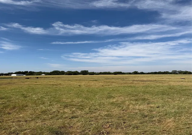 Photo 4 of Land for sale at 215 Batey, Collinsville, TX 76233 | MLS# 21371958 | Listing updated on 2026-09-11