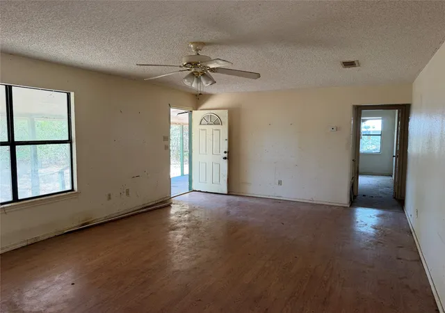 Photo 3 of Single family home for sale at 370 Locust St, Point, TX 75472 | MLS# 21382104 | Listing updated on 2026-09-25