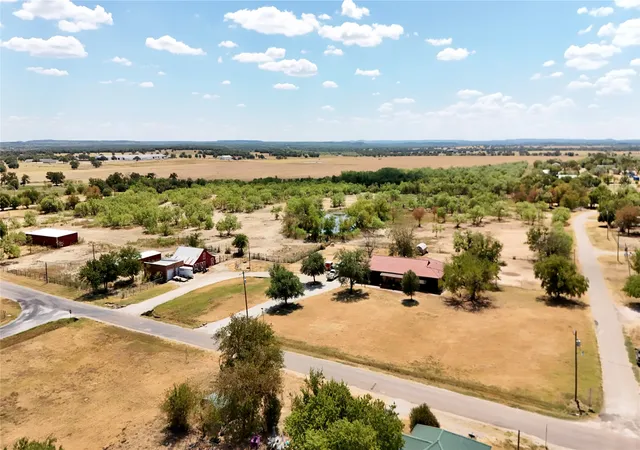 Land for sale at 414 E Walnut St, Strawn, TX 76475 | MLS# 21380640