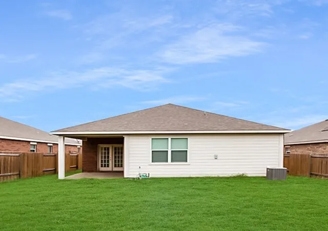 Photo 2 of Sale Pending at 128 Tennyson St, Anna, TX 75409 | MLS# 21382515 | Listing updated on 2026-10-05