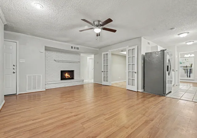 Photo 4 of Single family home for sale at 8810 Miami Dr, Rowlett, TX 75088 | MLS# 21375777 | Listing updated on 2026-09-10