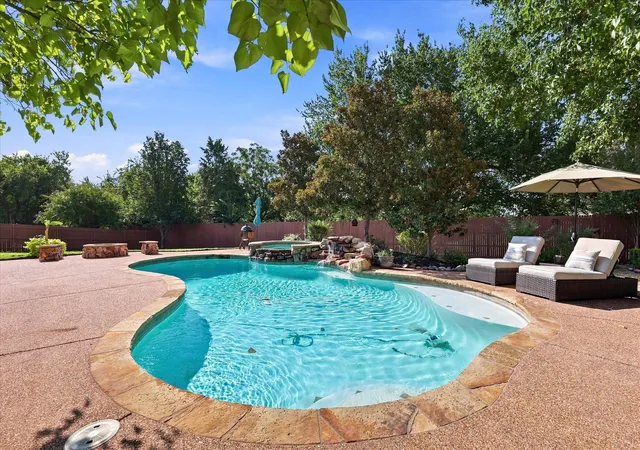 Photo 3 of Single family home for sale at 2308 Ember Woods Dr, Keller, TX 76262 | MLS# 21379995 | Listing updated on 2026-10-01
