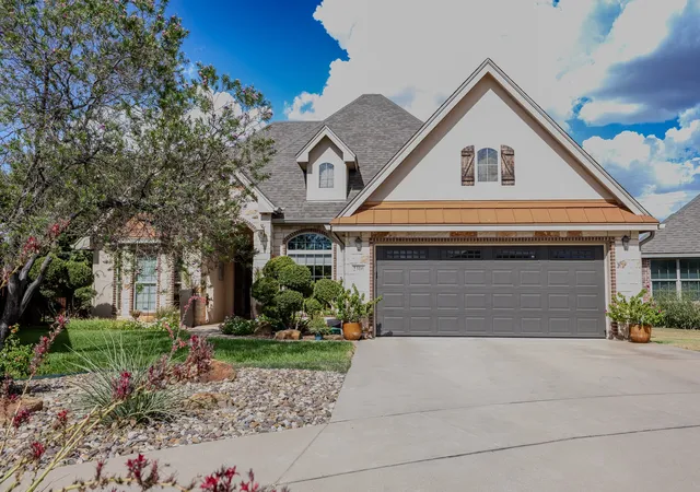 Photo 3 of Sale Pending at 2310 Ians Ct, Abilene, TX 79606 | MLS# 21382579 | Listing updated on 2026-09-20