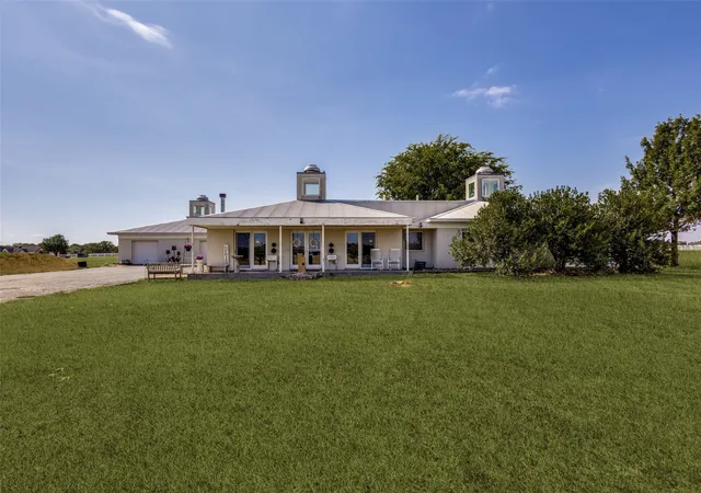 Photo 1 of Single family home for sale at 77 Hidden Lakes Blvd, Gunter, TX 75058 | MLS# 21369552 | Listing updated on 2026-09-20