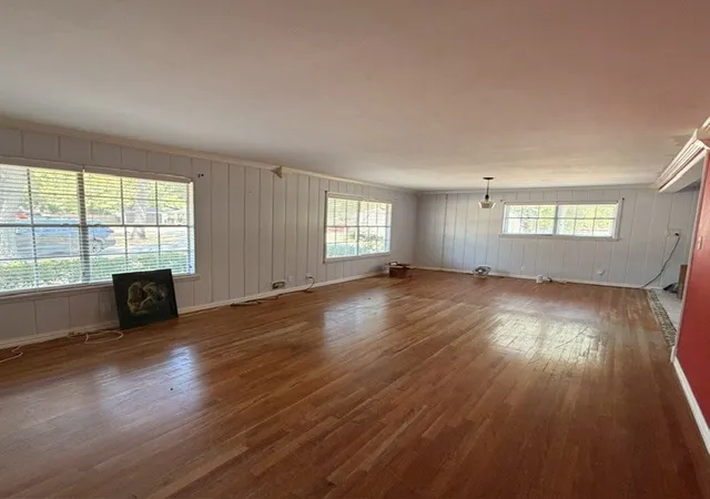 Photo 4 of Single family home for sale at 612 9th Street, Terrell, TX 75160 | MLS# 21382102 | Listing updated on 2026-09-12