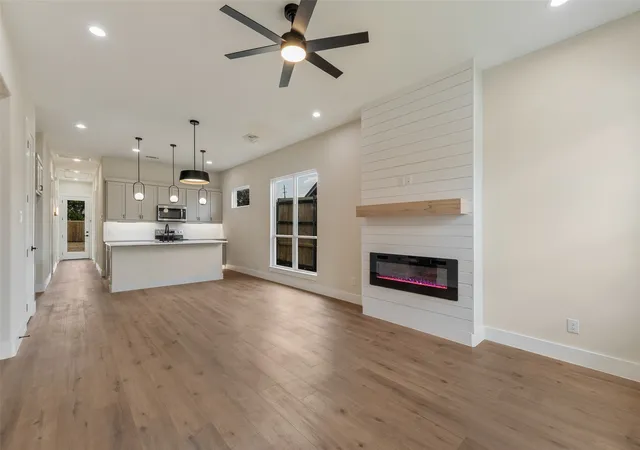 Photo 2 of Single family home for sale at 2816 Marburg St, Dallas, TX 75215 | MLS# 21382219 | Listing updated on 2026-09-10