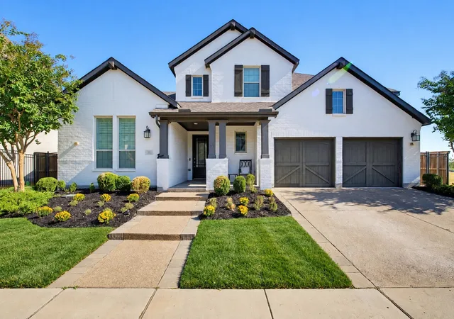 Photo 1 of Single family home for sale at 1811 Sable Bay Ln, Arlington, TX 76005 | MLS# 21376112 | Listing updated on 2026-09-13
