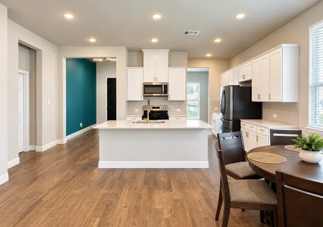 Photo 3 of Single family home for sale at 405 Hoot Owl Hl, Celina, TX 75009 | MLS# 21381354 | Listing updated on 2026-09-12