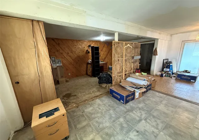 Photo 3 of Single family home for sale at 2517 W 7th Street, Irving, TX 75060 | MLS# 21382627 | Listing updated on 2026-09-11
