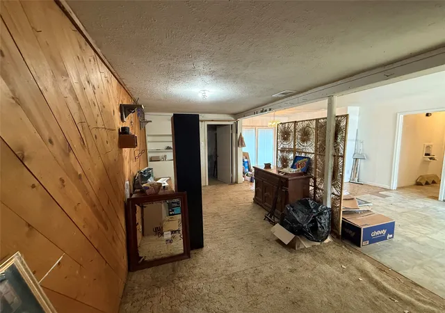 Photo 3 of Single family home for sale at 2517 W 7th Street, Irving, TX 75060 | MLS# 21382627 | Listing updated on 2026-09-11