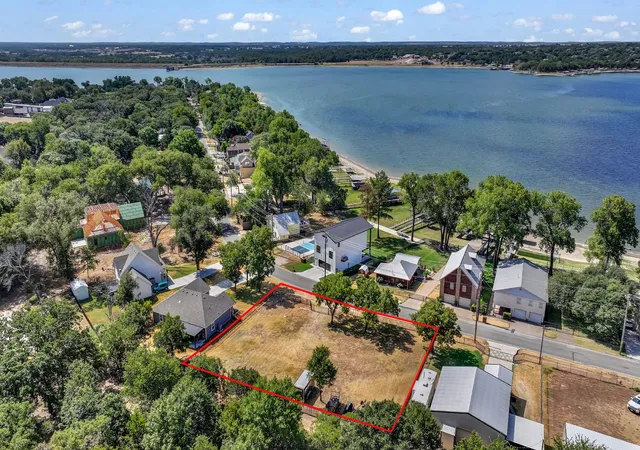 Photo 1 of Land for sale at 1518 E Lake Dr, Weatherford, TX 76087 | MLS# 21381981 | Listing updated on 2026-09-10