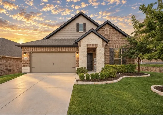 Photo 1 of Single family home for sale at 1504 Shindig Ct, Weatherford, TX 76087 | MLS# 21382646 | Listing updated on 2026-09-18