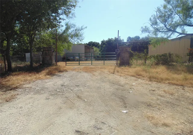 Land for sale at 699 County Rd 260, Gustine, TX 76455 | MLS# 21380867