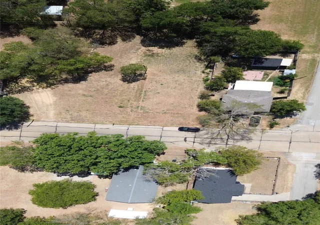 Photo 3 of Land for sale at 803 E Martin Luther King Dr, Ennis, TX 75119 | MLS# 21382713 | Listing updated on 2026-09-10