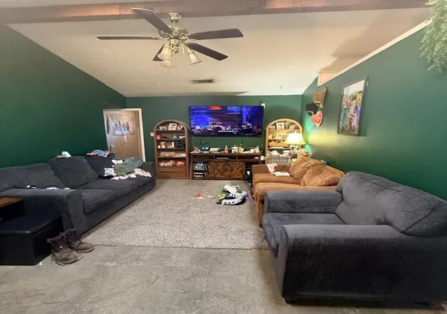 Photo 3 of Single family home for sale at 807 Mack Dr, Denton, TX 76209 | MLS# 21380834 | Listing updated on 2026-10-28
